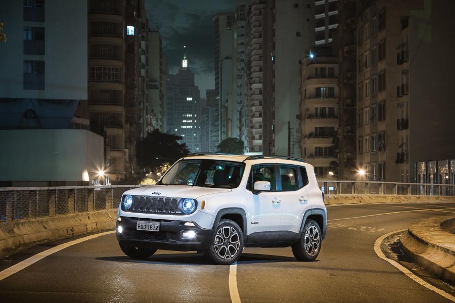 Jeep Renegade Longitude 2015 года  (BR) (фото 21 из 29)